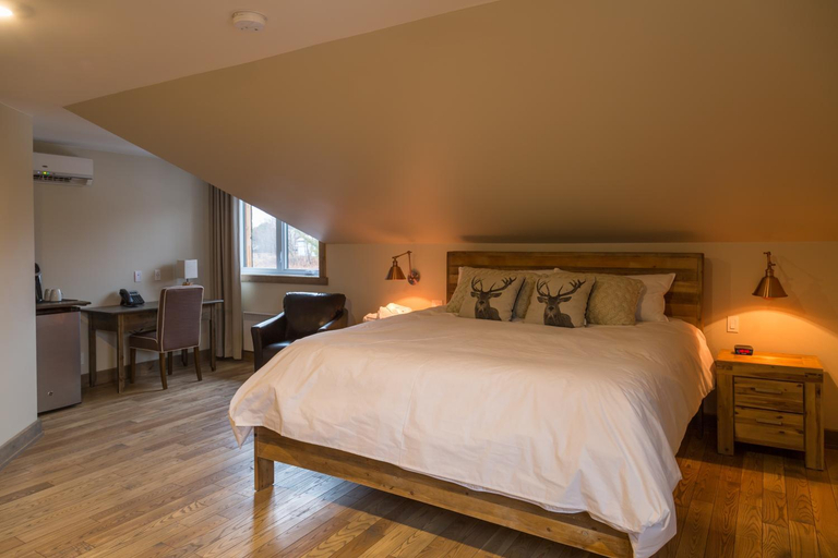 Others 2, Hotel "Le Suisse", Matawinie