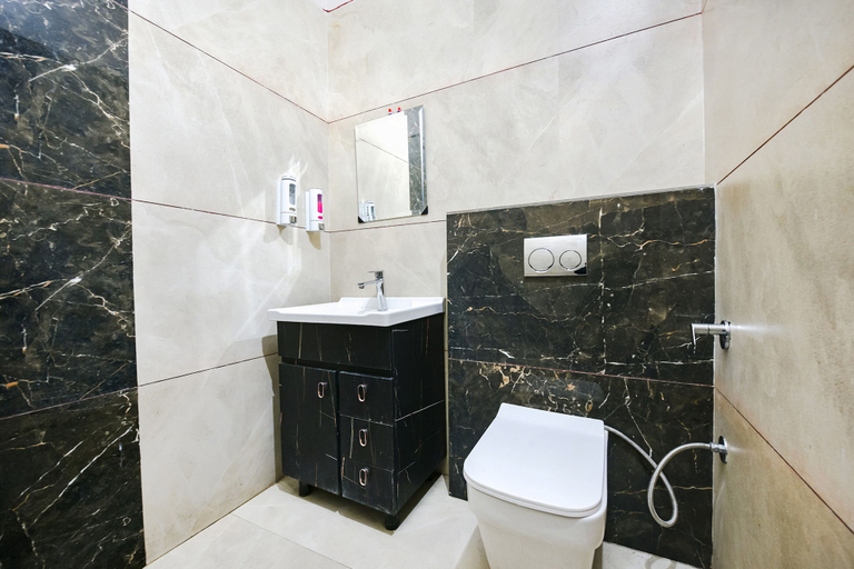 Bathroom, Fabhotel K9 Stay, Ludhiana