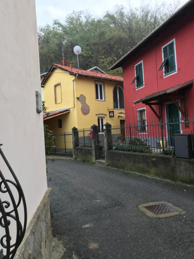 Others 4, Il fienile b&b, Alessandria