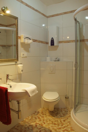 Bathroom, Monopol, Gelsenkirchen