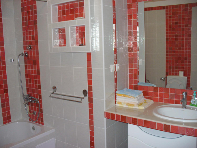 Bathroom 2, Apartments Maricic 200 meters from the Beach, Novi Vinodolski