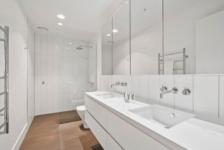Bathroom 4, Anchorage Apartments Hampton, Melbourne