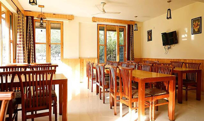 Food & Drinks 3, Fabhotel Mahavir, Kullu