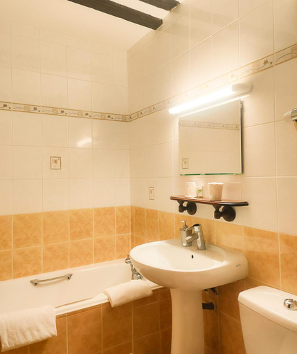 Bathroom 3, Auberge Saint Jacques, Aveyron