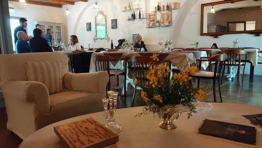 Food & Drinks 5, Casale Mon Rahal, Palermo