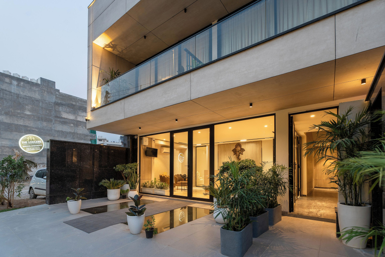 Exterior & Views 2, The Lodgers Luxury Hotel Near GolfCourse, Gurgaon