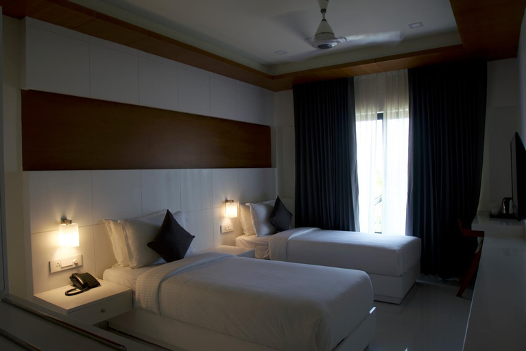 Others 5, Boon Inn, Malappuram
