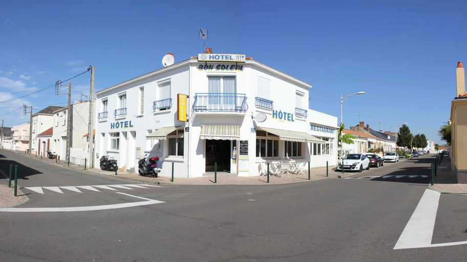 Others 5, Hotel le Bon Soleil, Vendée
