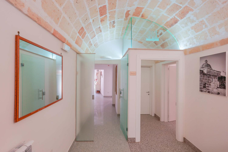 Others 3, Le tre zie B&B, Taranto