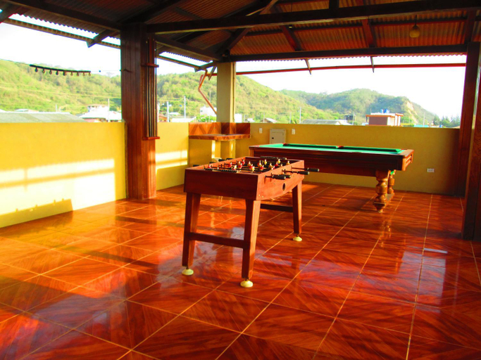 Others 4, Hotel Mediterraneo, Sucre