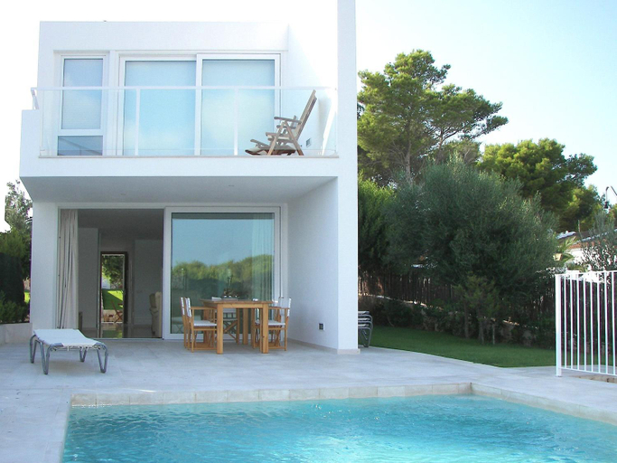 Entrance 5, Villa Terra, Baleares