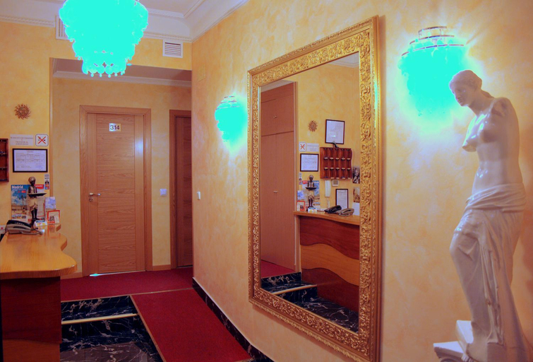 Public Area 2, Hostal Regio, Madrid