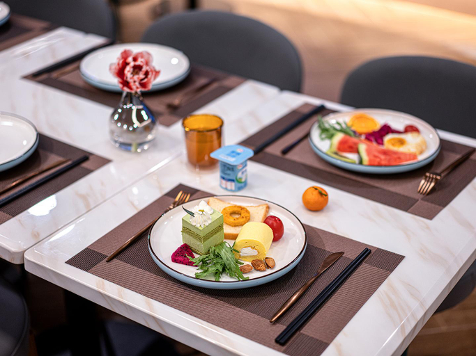 Food & Drinks 4, Orange Hotel Yining Hanbin Park, Ili Kazakh