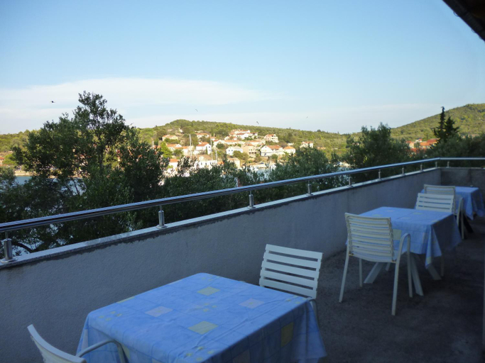 Food & Drinks 4, Picic Guesthouse, Sali
