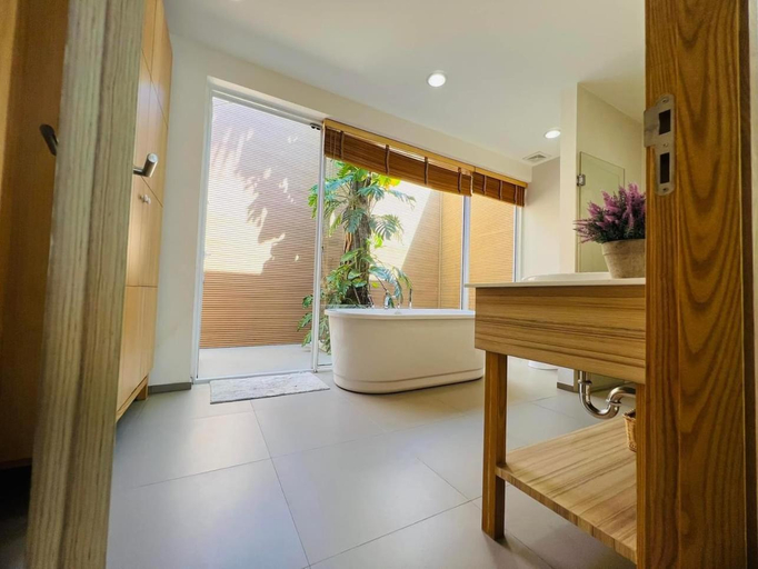 Bathroom 4, Luxury pool villa Pranburi is nearby the ocean., Pran Buri