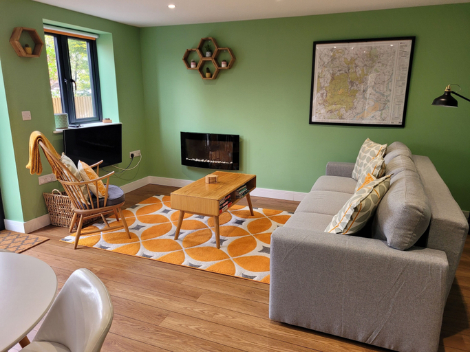 Others 4, Forest Cedar Lodge, Cinderford, Sleeps 4, Gloucestershire