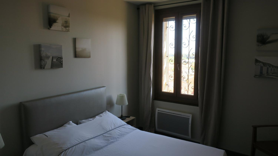 Bedroom 25