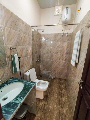 Bathroom 2, Goroomgo Anugraha Homestay Ramnagar, Nainital