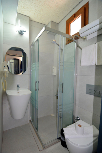 Bathroom 5, Ados Hotel, Çeşme