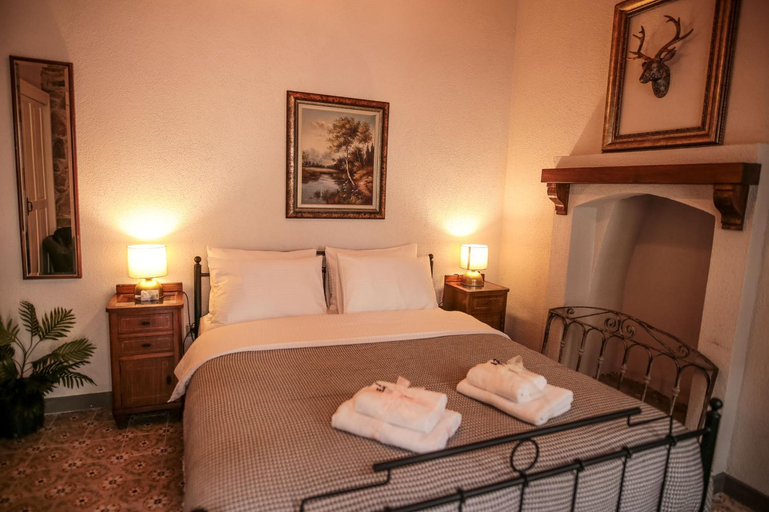 Bedroom 4, Ayvalık Palacitta Guesthouse, Ayvalık