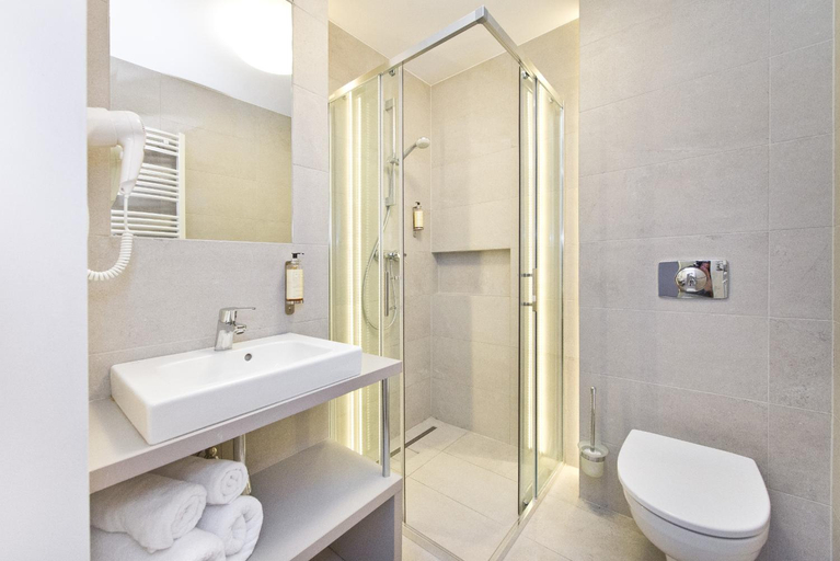 Bathroom, Villa 21 by Victus, Sopot