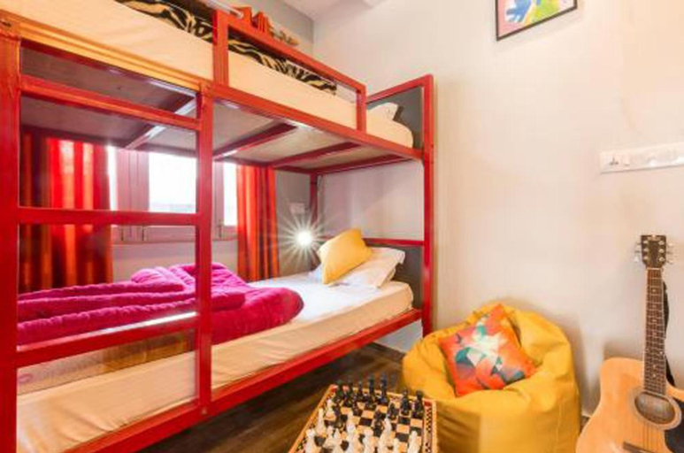 Bedroom 2, The Trippy Tribe, Kangra