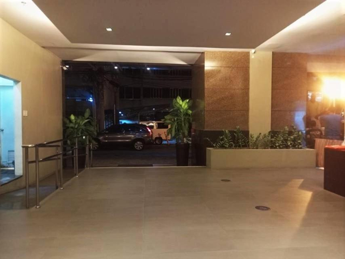 Others 5, KL Tower - PH Staycation, Makati City
