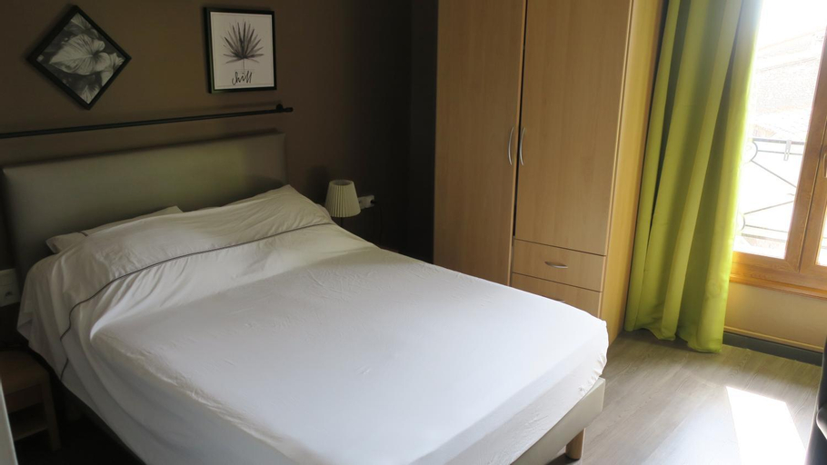 Bedroom 15