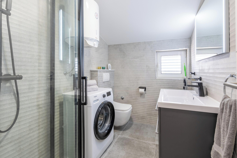 Bathroom 4, Studio SB, Rovinj