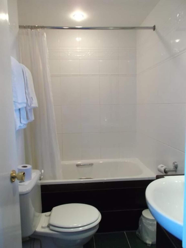 Bathroom 5, Ox Hotel Carlisle, Cumbria