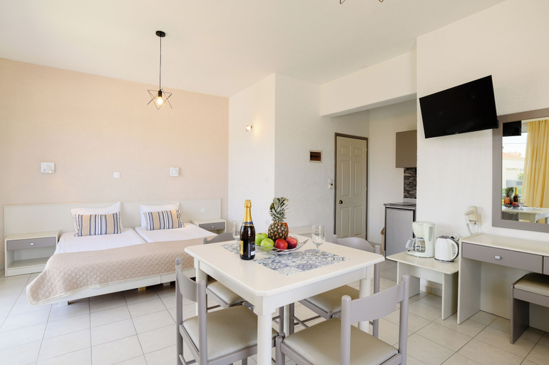 Bedroom 3, Eugenia studios & apartments, South Aegean