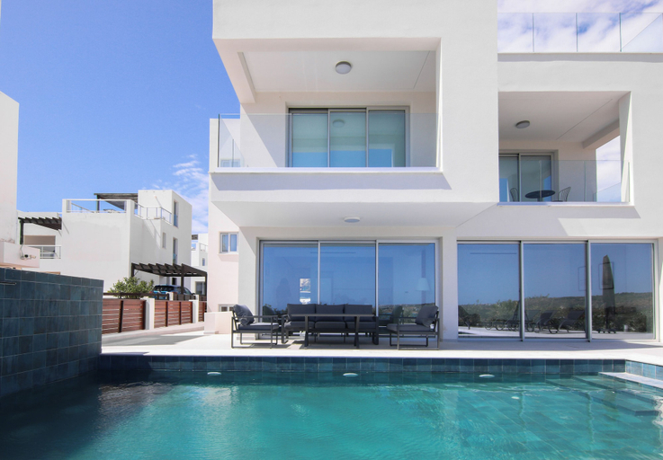 Exterior & Views 2, Phaedrus Living: Luxury Seaview Coral Bay Villa