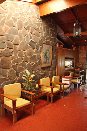 Public Area 2, Hosteria Helvecia, Montecarlo