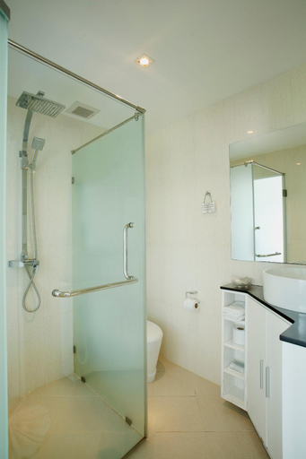 Bathroom 4, Grand Sunset Hotel Phuket, Phuket Island