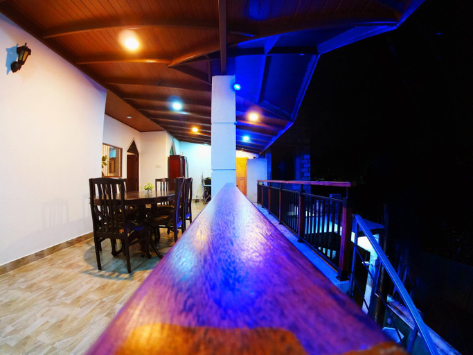 Food & Drinks 5, Home Living Unit, Galle Four Gravets