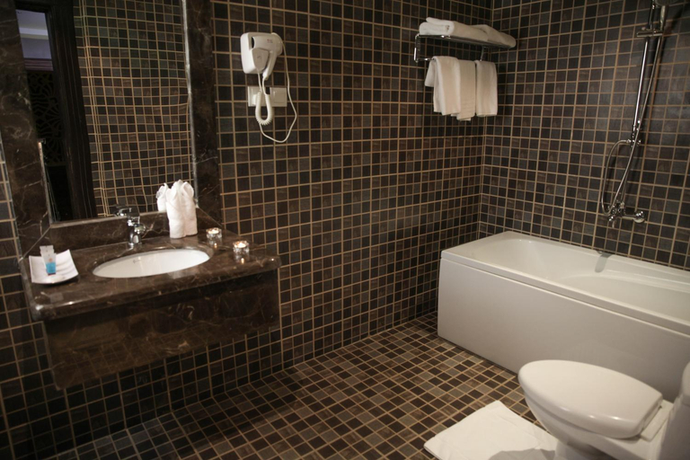 Bathroom 5, Dalin Serviced Apartment - دالين للشقق المخدومه, Riyadh