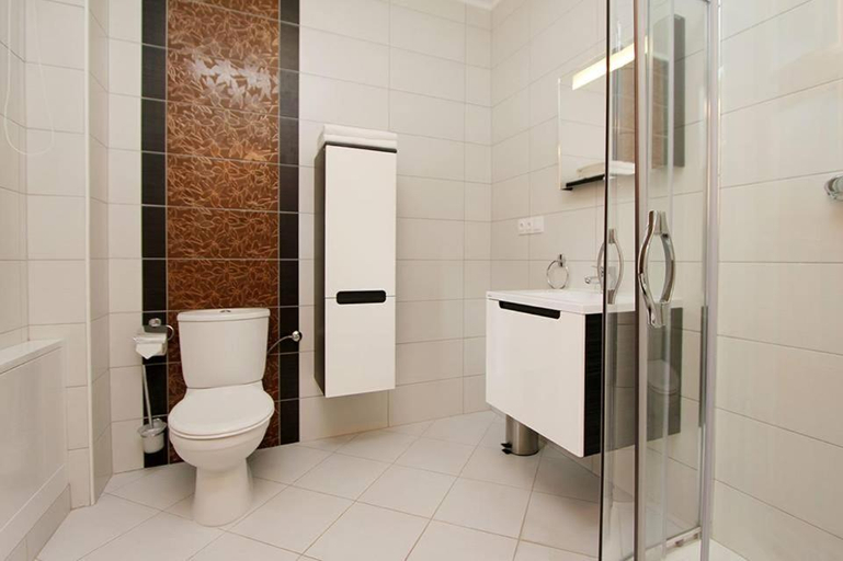 Bathroom 2, Boutique Apartments, Hévíz/Keszthely