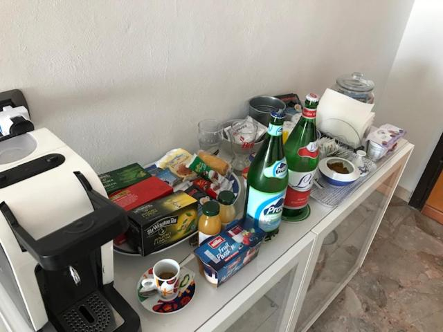 Food & Drinks