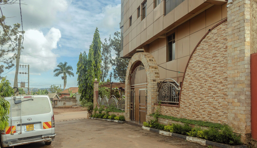 Exterior & Views 2, The Vinetea Hotel, Kampala