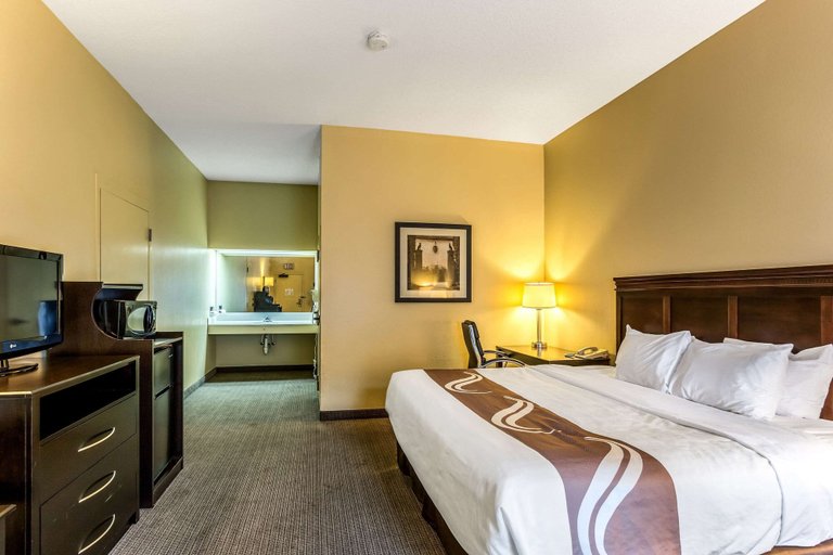 Bedroom 4, Quality Inn Union City US 51, Obion