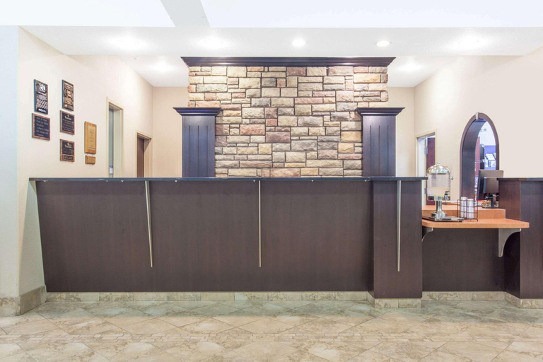 Public Area 2, Ramada by Wyndham Pincher Creek, Division No. 3