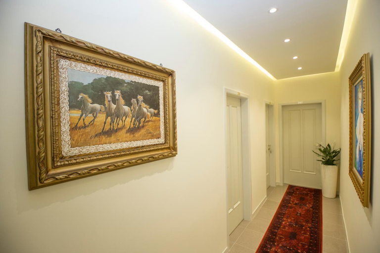 Others 5, Vila Tako - Hotel, Tirana