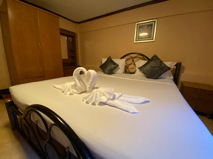 Bedroom 14