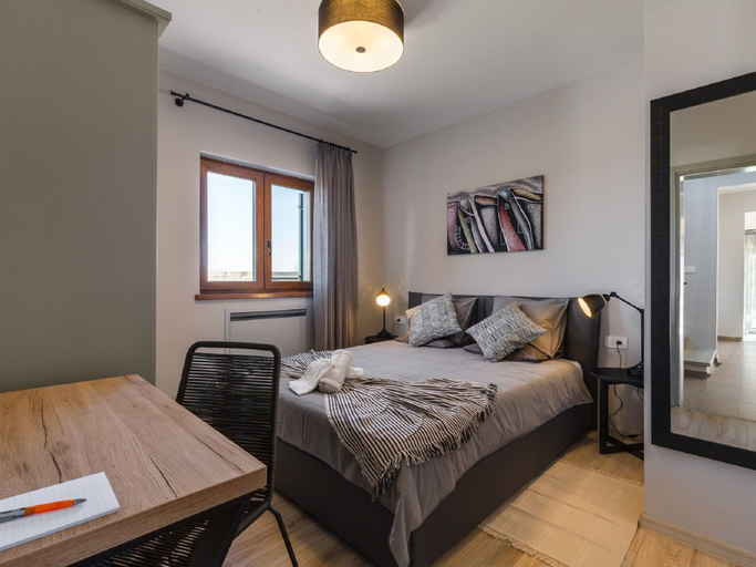 Bedroom 3, Gorgeous Villa With Pool and Terrace Surrounded by Nature, Karojba