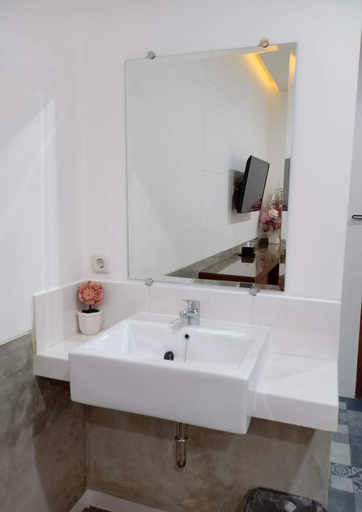 Bathroom 5