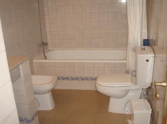 Bathroom, Atlanterra Apartment 103388 by MO Rentals, Cádiz