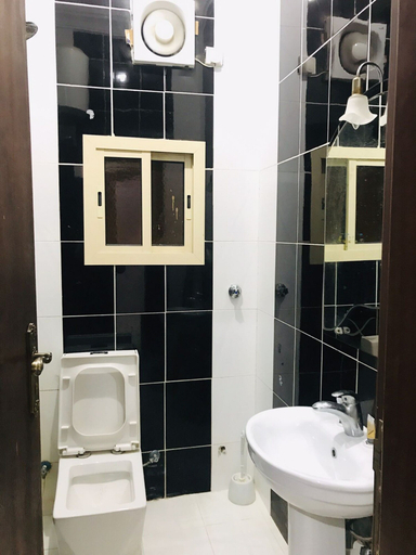 Bathroom, نجمة الحمدانية, Jeddah