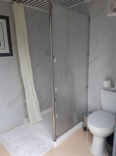 Bathroom 4, West Wood Yurts Ltd, Gateshead