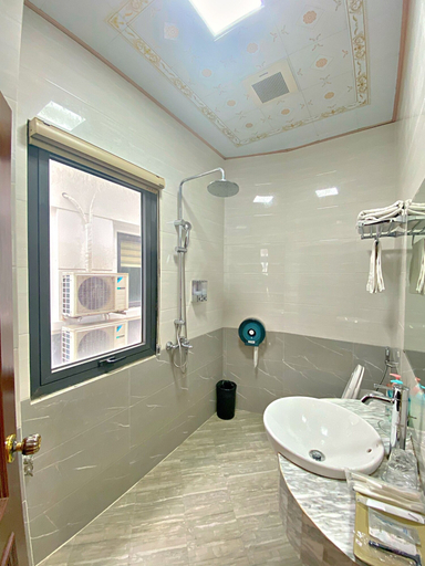 Bathroom 3, Blue Diamond Hotel, Hạ Long