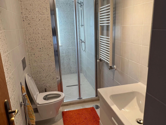Bathroom, Oceanview Cliff Retreat, Caldas da Rainha
